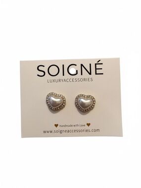 Soigné Bless Your Pearl Heart Stud Earrings Crystal Halo NWT